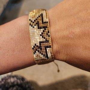 Gold beaded bracelet